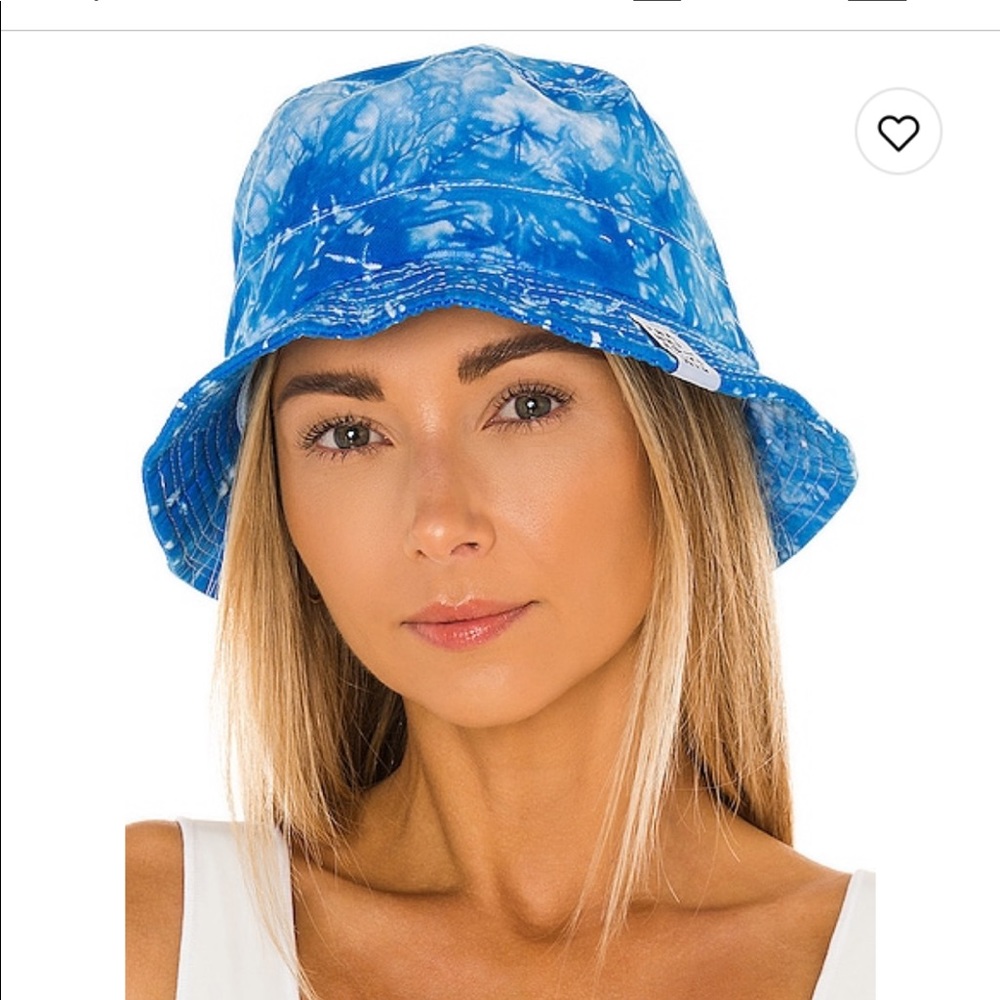 Frankie’s Bucket Hat *NWT*